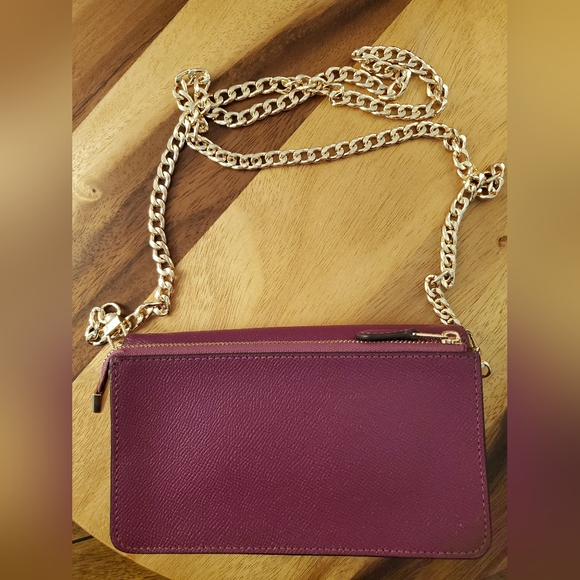 COACH CELL CROSSBODY WALLET IN PERFECT CONDITION! - Picture 4 of 14